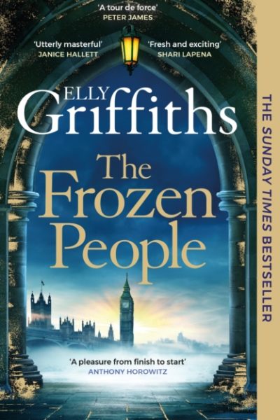 The Frozen People : An Ali Dawson Mystery by Griffiths, Elly